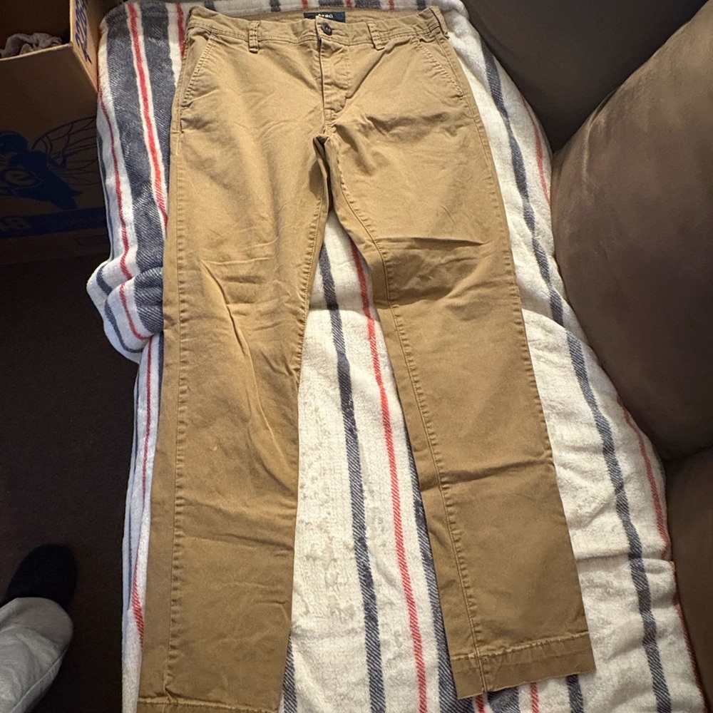 Aero slim straight leg khaki men’s pants